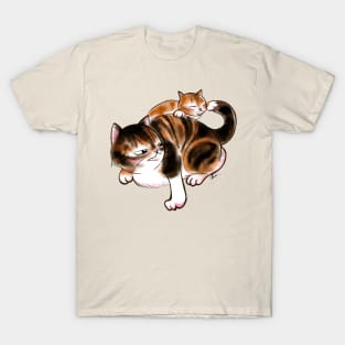 Big cat and naughty kitten T-Shirt